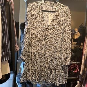 Zara size L brand new black and white dress